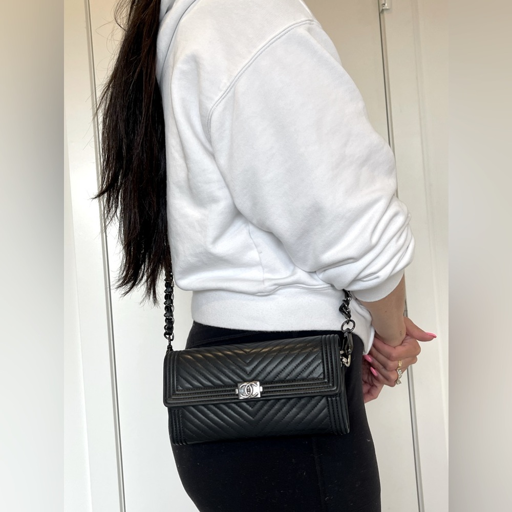 Authentic Chanel Boy Lambskin Chevron Flap XL WOC with box in pristine condition